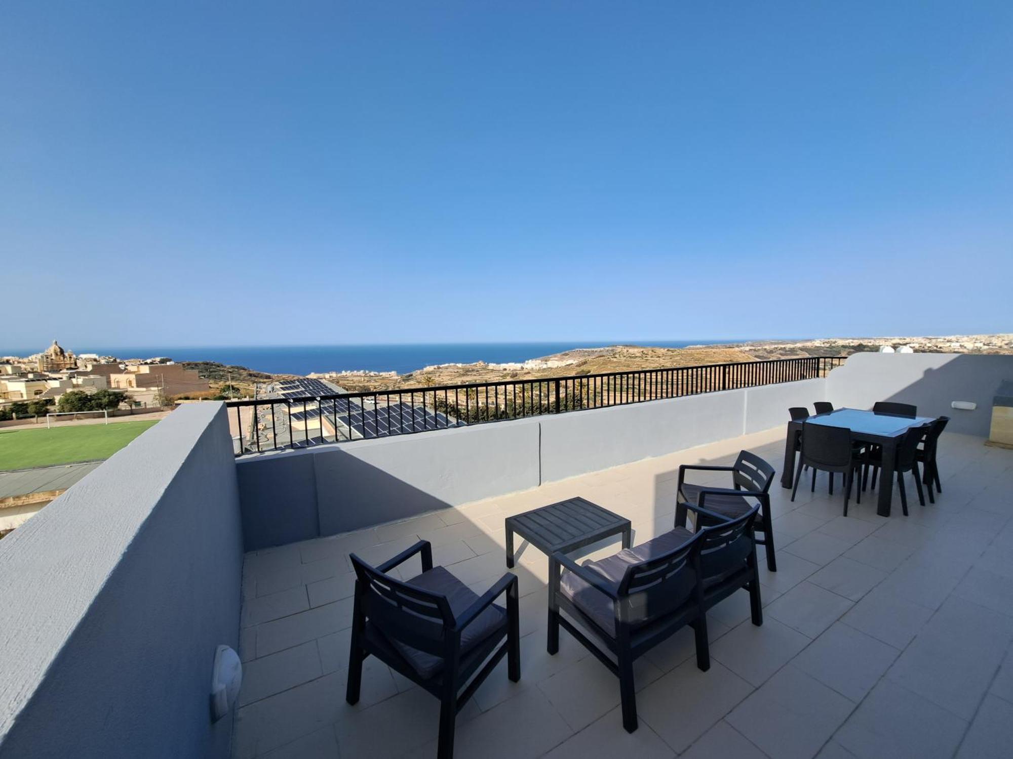 Appartement Sea View Penthouse à Zebbug  Extérieur photo
